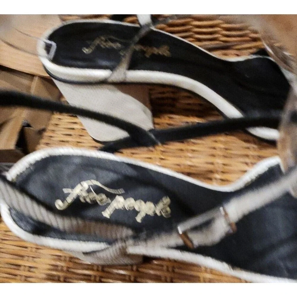 Free People White Snakeskin Print Heeled Sandals Ankle‎ Strap Open Toe